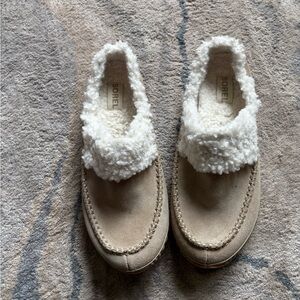 Sorel Cream and Tan Fleece-Lined Footwear